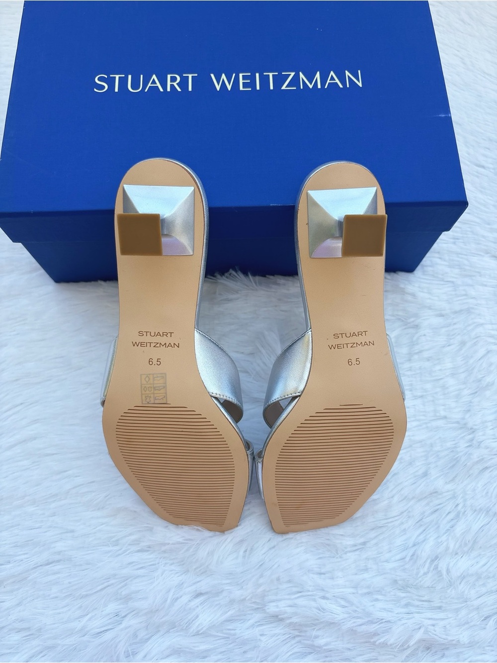 Stuart Weitzman Women's Miami 50 Slide Sandal - Picture 5 of 5